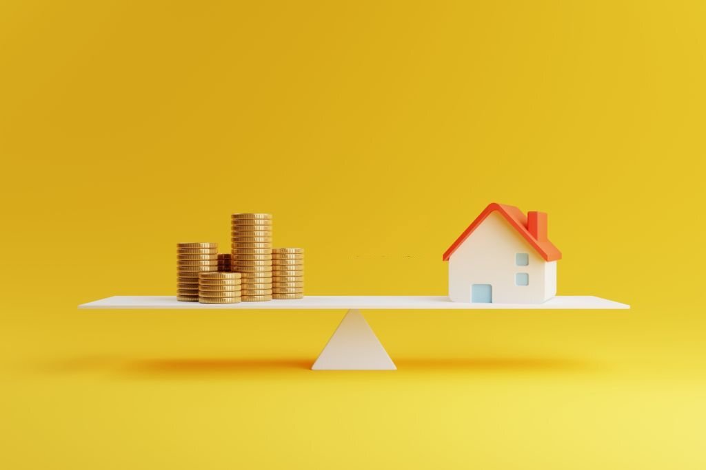 gold-v/s-real-estate-which-is-the-best-investmment